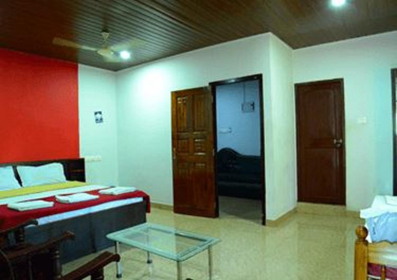 Thaibah Residency Hotel Kottakkal Buitenkant foto